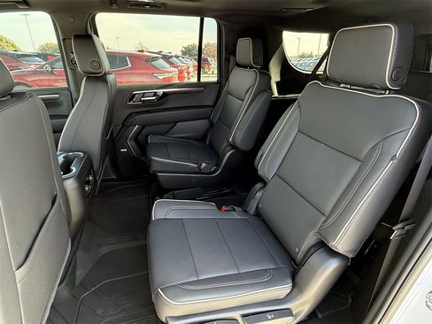 New 2026 Chevrolet Suburban Premier w/ Sun And Tow Package image 25