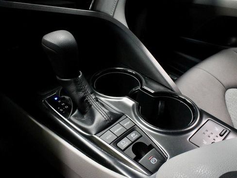 Used 2018 Toyota Camry LE w/ Audio Package FWD image 27