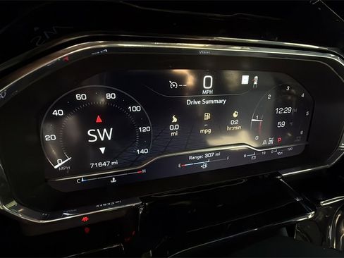 Used 2023 GMC Sierra 1500 SLT w/ SLT Premium Package image 9