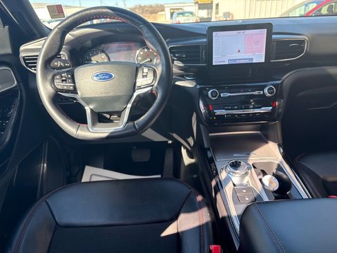 Used 2023 Ford Explorer ST-Line w/ Class IV Trailer Tow Package image 6