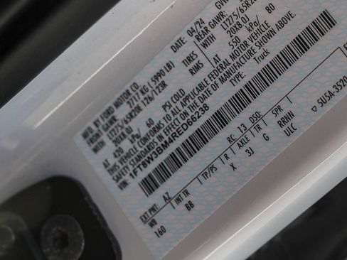 Used 2024 Ford F350 Platinum image 26