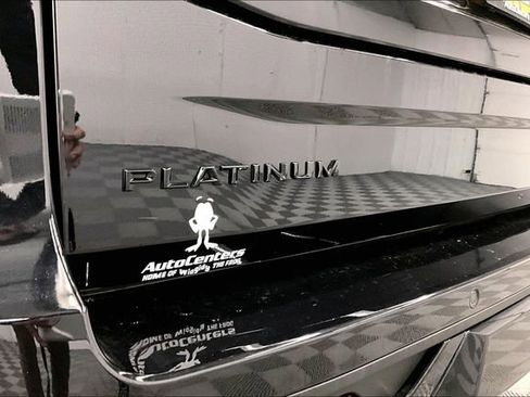 Used 2025 Ford Expedition Platinum w/ Stealth Performance Package image 9