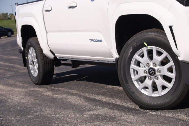 New 2026 Toyota Tacoma SR5 RWD image 3