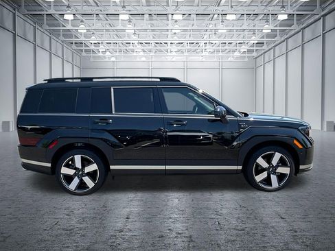 New 2025 Hyundai Santa Fe Limited FWD image 8