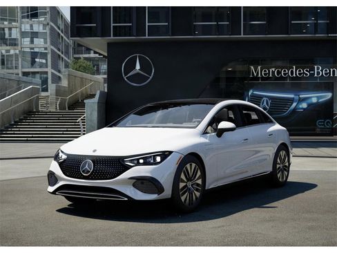 New 2026 Mercedes-Benz EQE 320+ Sedan image 40