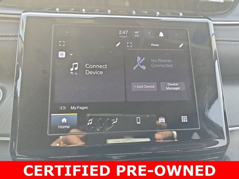 Used 2023 Jeep Grand Cherokee Laredo image 22