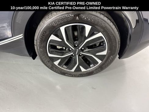 Certified 2024 Kia EV6 Wind RWD image 5