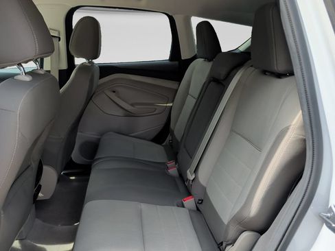 Used 2015 Ford Escape SE w/ Equipment Group 201A AWD/4WD image 31