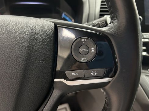 Used 2018 Honda Odyssey Touring image 13