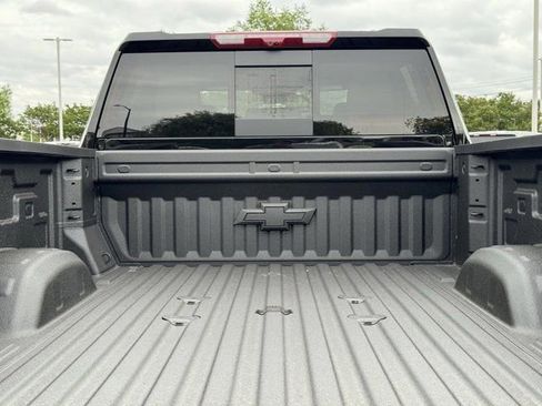 New 2026 Chevrolet Silverado 2500 ZR2 AWD/4WD image 27