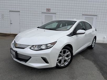 Used 2018 Chevrolet Volt Premier w/ Driver Confidence Package