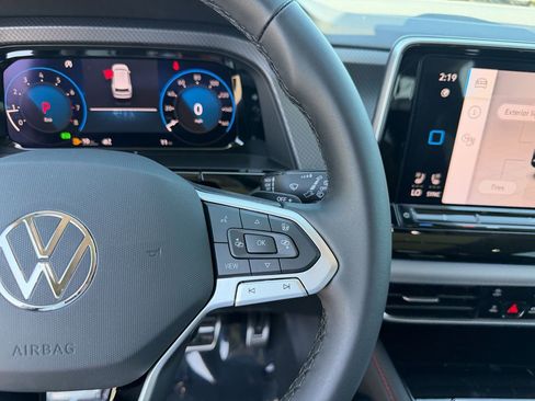 New 2026 Volkswagen Atlas Peak Edition AWD/4WD image 18