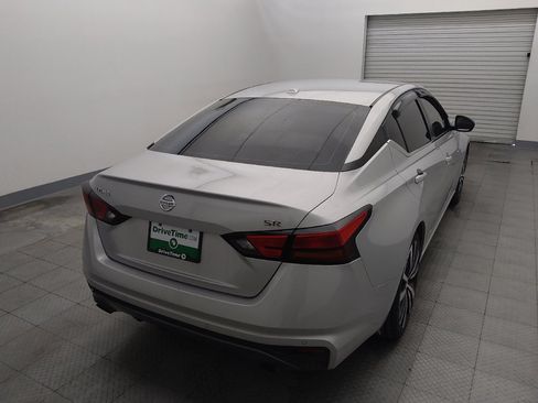 Used 2021 Nissan Altima 2.5 SR FWD image 7