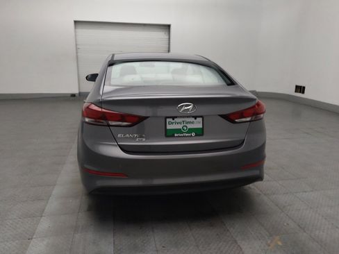Used 2018 Hyundai Elantra SE w/ Cargo Package FWD image 6