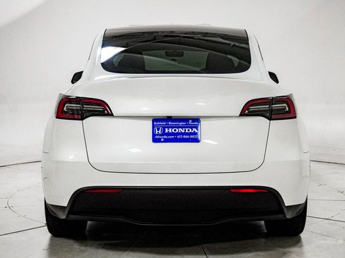 Used 2023 Tesla Model Y Long Range AWD/4WD image 6