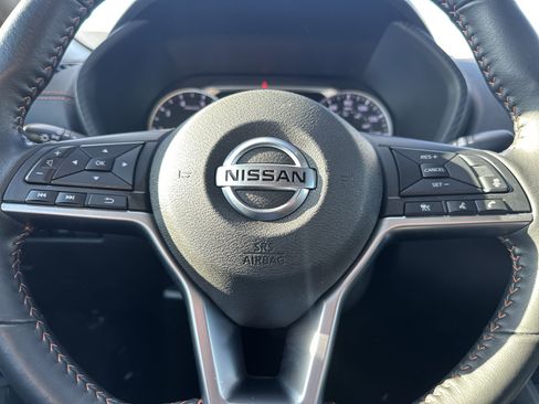 Used 2023 Nissan Sentra SR w/ Midnight Edition Package image 18