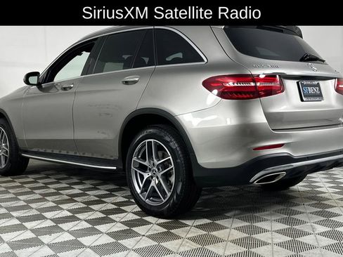 Used 2019 Mercedes-Benz GLC 300 4MATIC image 7