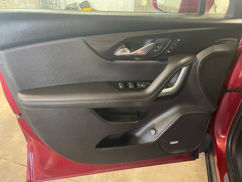 Used 2019 Chevrolet Blazer Premier w/ Sun and Wheels Package AWD/4WD image 10