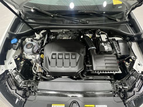 Used 2025 Audi Q3 2.0T Premium image 25