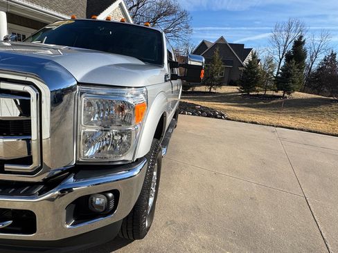 Used 2015 Ford F350 XLT w/ XLT Premium Package image 26