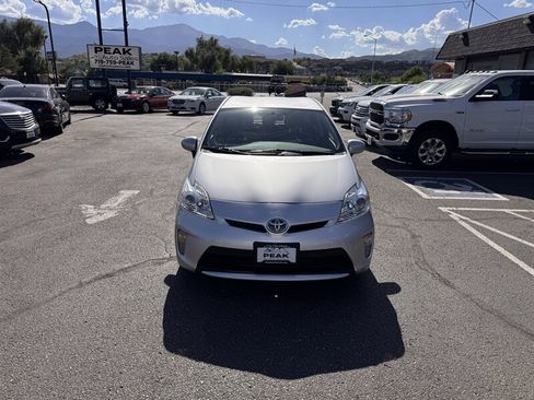 Used 2014 Toyota Prius Three FWD image 2