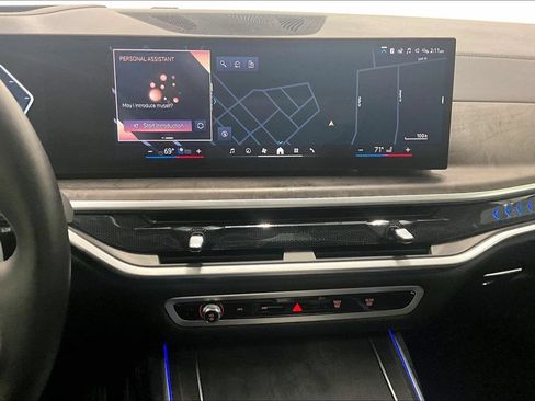 Used 2024 BMW X7 xDrive40i AWD/4WD image 24