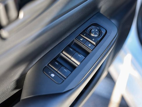 Certified 2026 Toyota Prius Plug-In Hybrid image 10