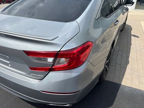 Used 2019 Honda Accord Sport image 4