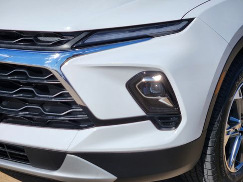 Certified 2025 Chevrolet Blazer LT image 10