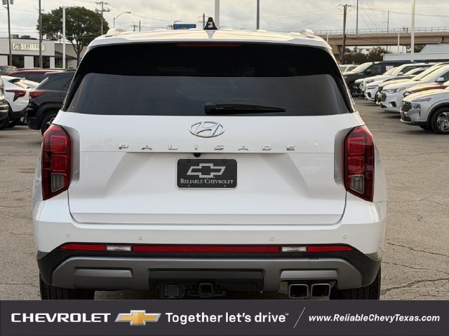 Used 2025 Hyundai Palisade SEL FWD image 5