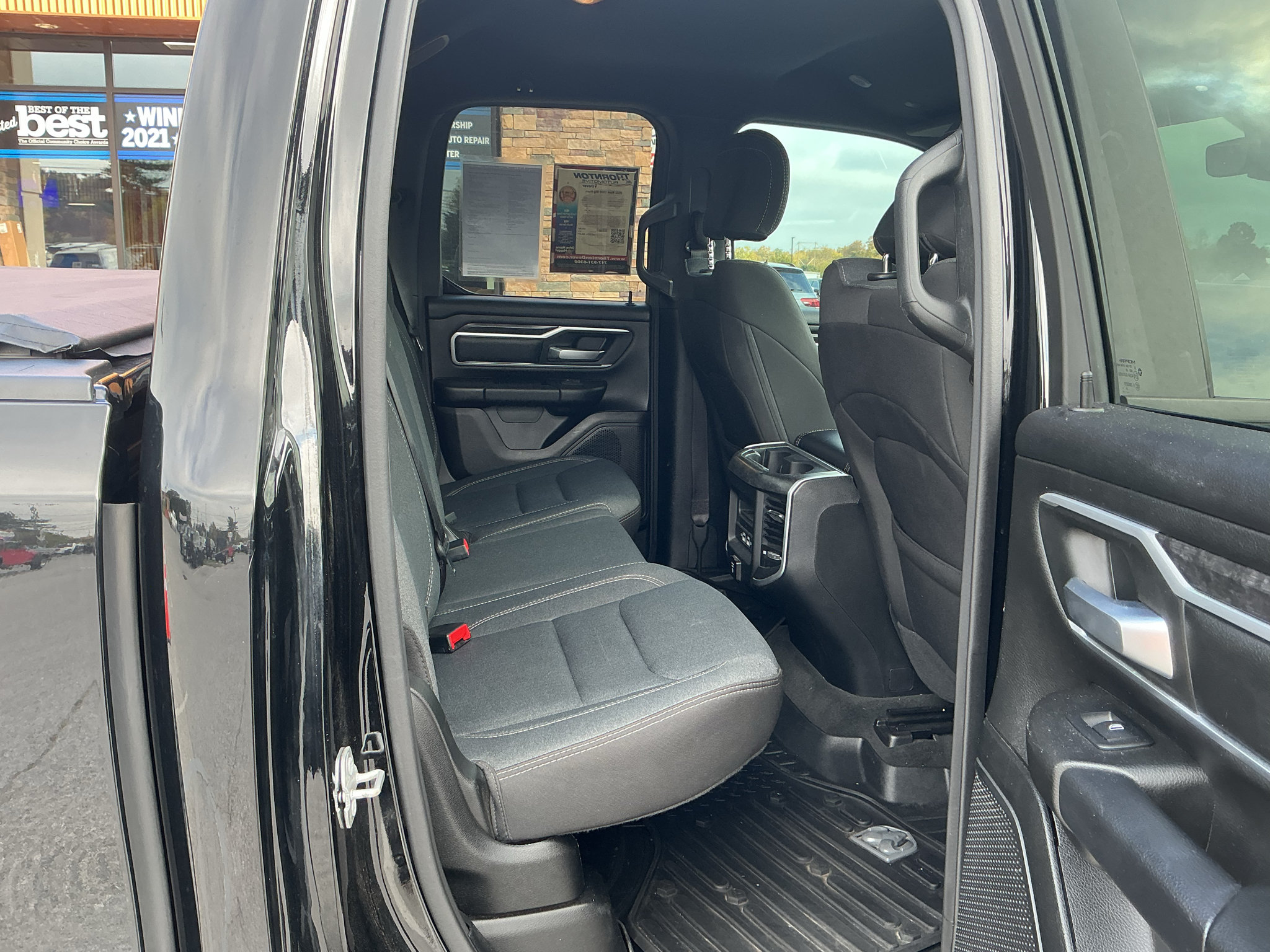 Used 2022 RAM 1500 Big Horn w/ Night Edition AWD/4WD image 22
