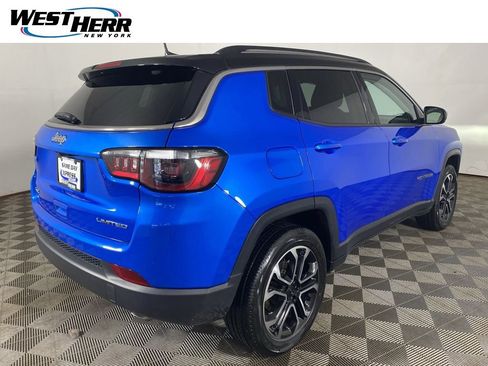 Used 2022 Jeep Compass Limited AWD/4WD image 22