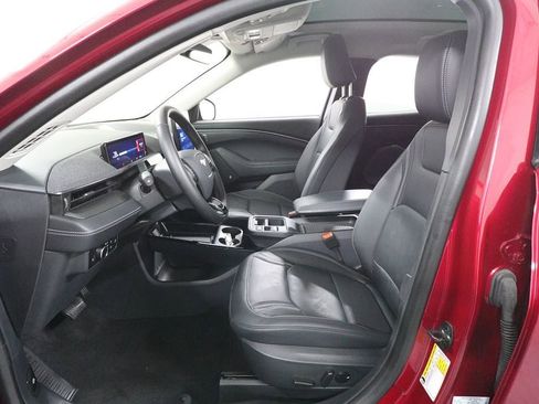 Used 2025 Ford Mustang Mach-E Premium AWD/4WD image 24