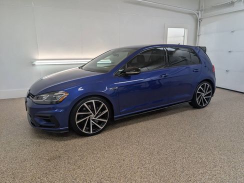 Used 2018 Volkswagen Golf 4-Door AWD/4WD image 1