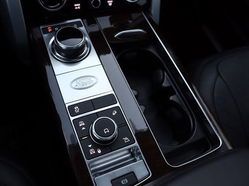 Used 2020 Land Rover Range Rover Long Wheelbase HSE image 33