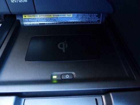 Used 2019 Toyota Camry XSE FWD image 61