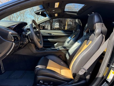 Used 2016 Cadillac ATS V w/ Luxury Package image 9