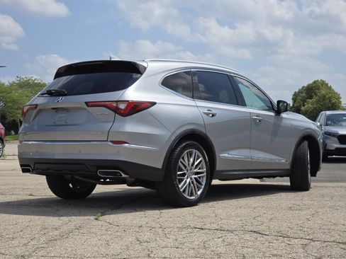 Used 2022 Acura MDX SH-AWD w/ Advance Package image 16