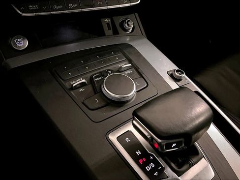 Used 2020 Audi Q5 2.0T Premium image 25