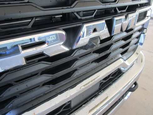 New 2026 RAM 3500 Tradesman AWD/4WD image 32