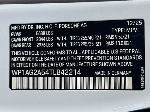 New 2026 Porsche Macan S image 38