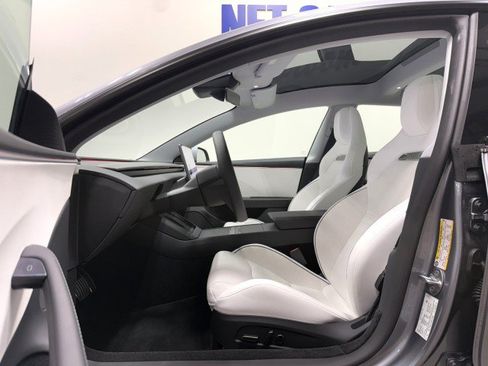 Used 2025 Tesla Model 3 Performance AWD/4WD image 14