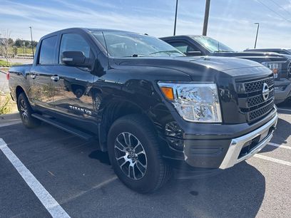 Used 2020 Nissan Titan SV w/ SV Convenience Package