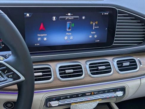 New 2026 Mercedes-Benz GLE 450 4MATIC image 12
