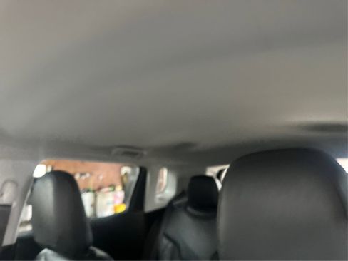 Used 2018 Jeep Compass Latitude w/ Popular Equipment Group image 28