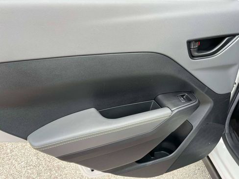 Used 2025 Subaru Crosstrek 2.5i Sport w/ Crosstrek Mirror Package AWD/4WD image 5