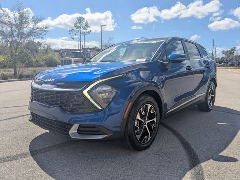 Certified 2023 Kia Sportage EX image 9