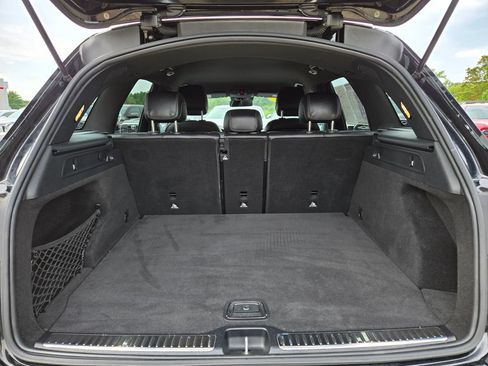 Used 2022 Mercedes-Benz GLC 300 4MATIC image 11