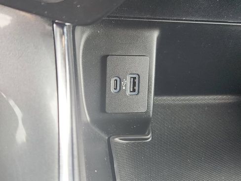Used 2022 Ford F150 XLT w/ Equipment Group 302A High AWD/4WD image 18