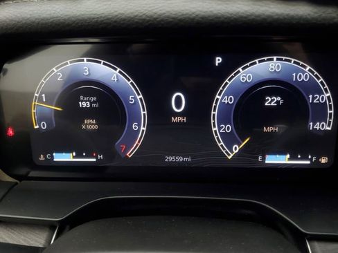 Used 2023 Jeep Grand Cherokee Limited image 20